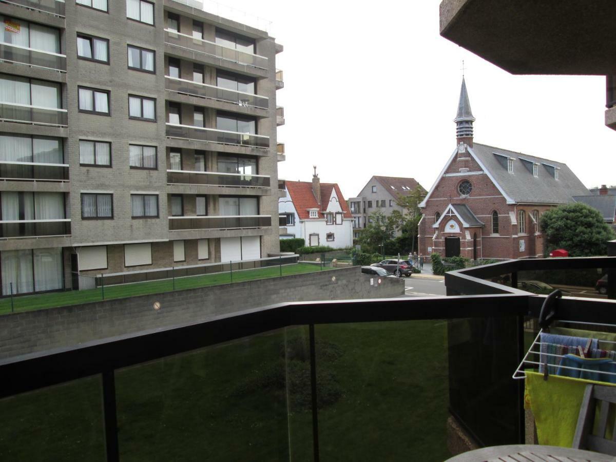 De Panne Plaza Apartment Bagian luar foto